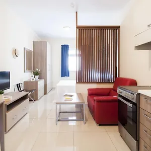 Blubay By St Aparthotel
